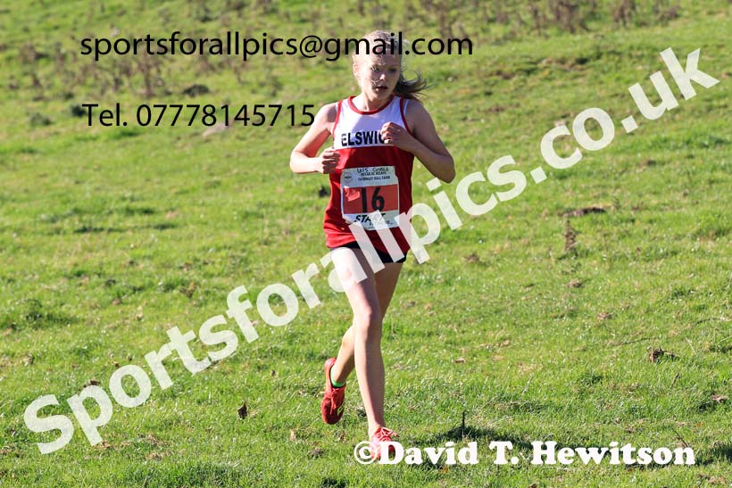 Girls under-15s, 2022 NECAA Cross Country Relays, Thornley Hall Farm, Peterlee, County Durham, October 15th. Photo: David T. Hewitson/Sports for All Pics